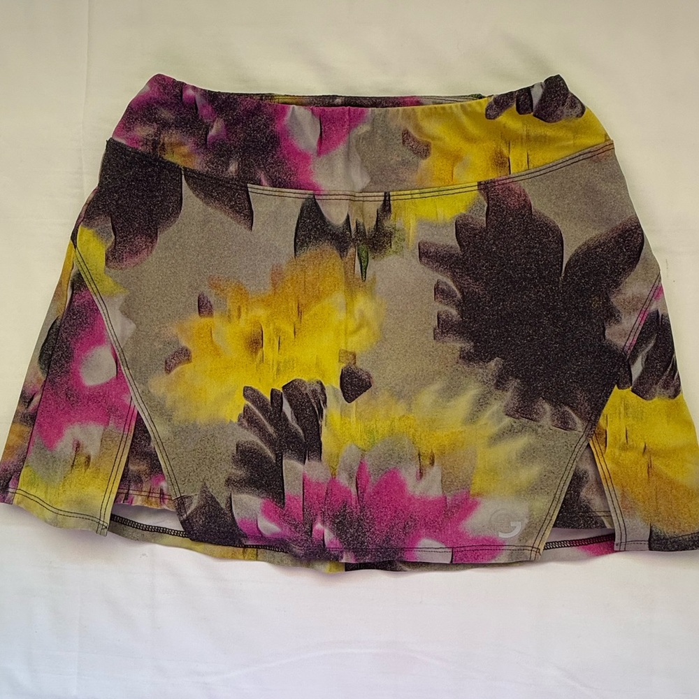 Foray Golf Floral Print Skort size